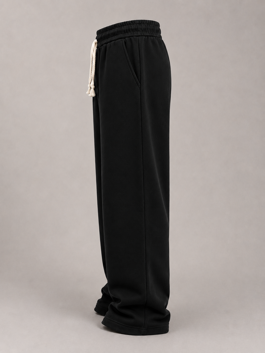 Wide-Leg Fleece Sweatpants - Black